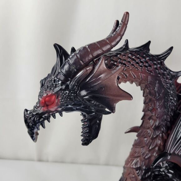 Fire Dragon Red & Blue Set 19" LED Lighted Dungeons & Dragons Magic RPG Fantasy - Picture 15 of 16